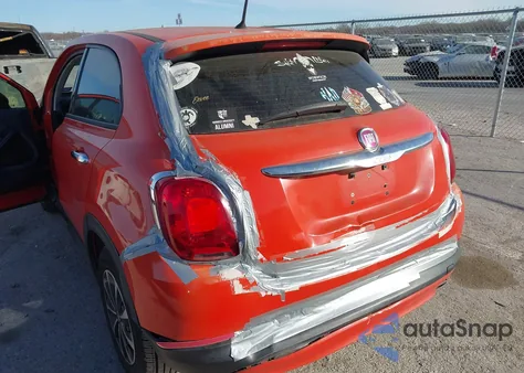 2016 Fiat 500X Pop из США, поврежденный, VIN ZFBCFXAT0GP333897